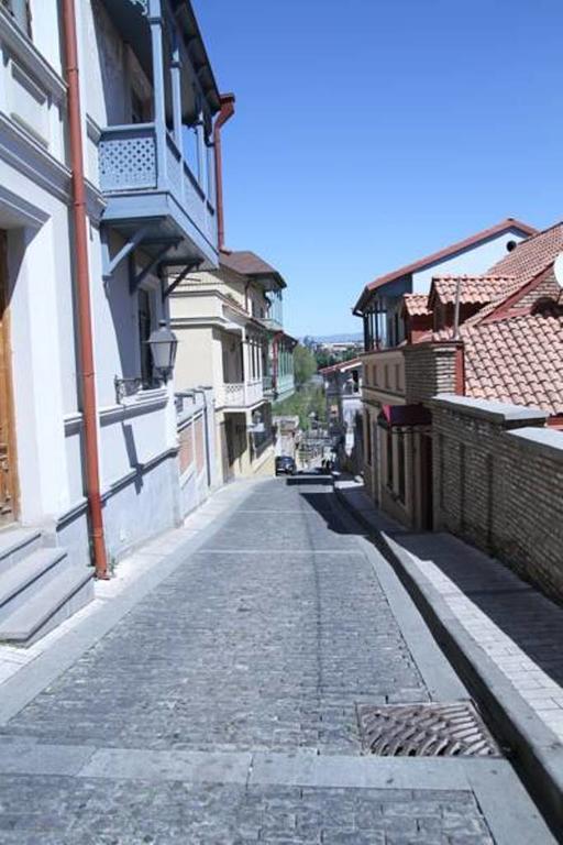 Apartment Vazi